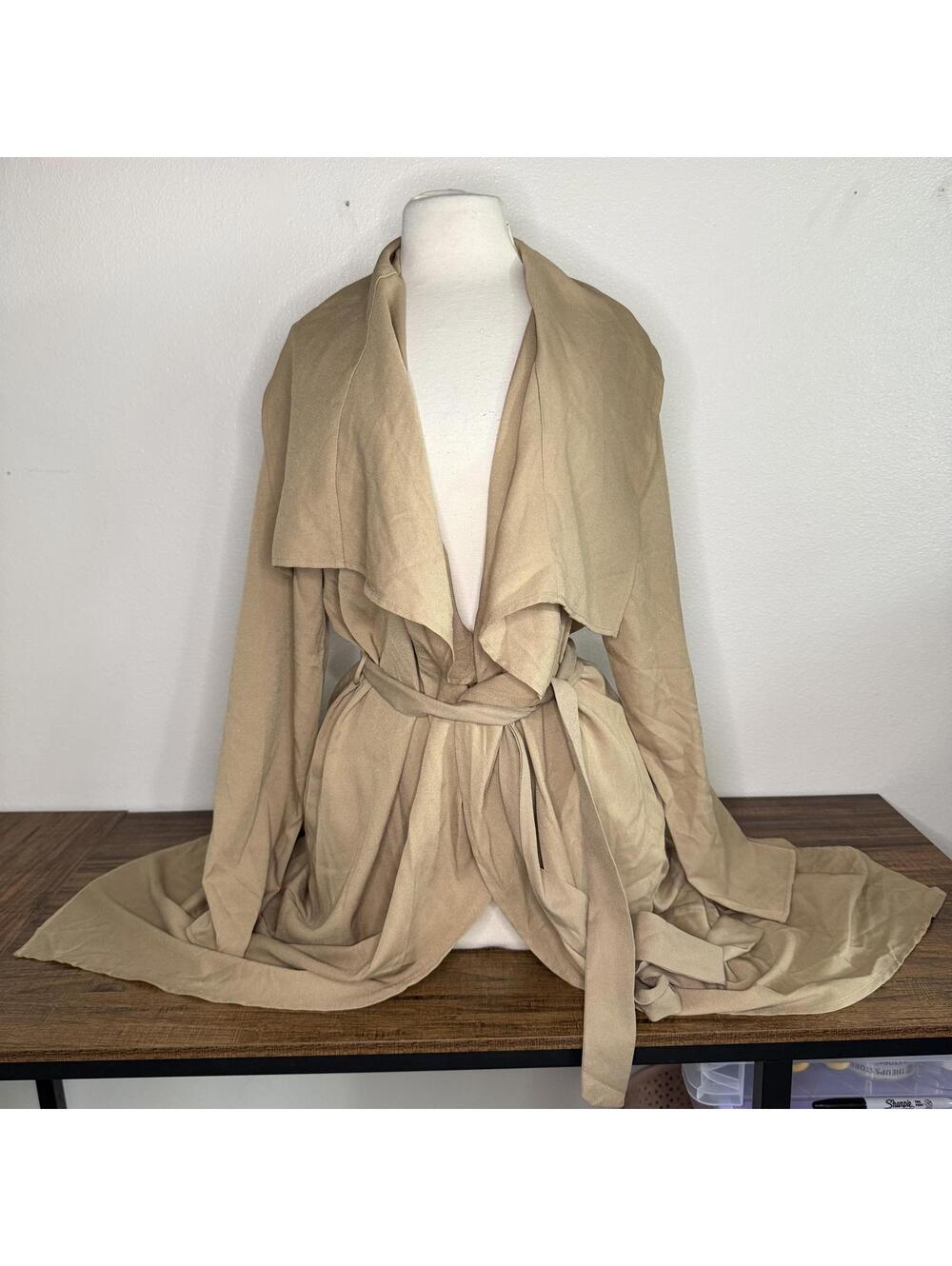Sweet Wanderer Beige Lightweight Belted Trench Coat Large